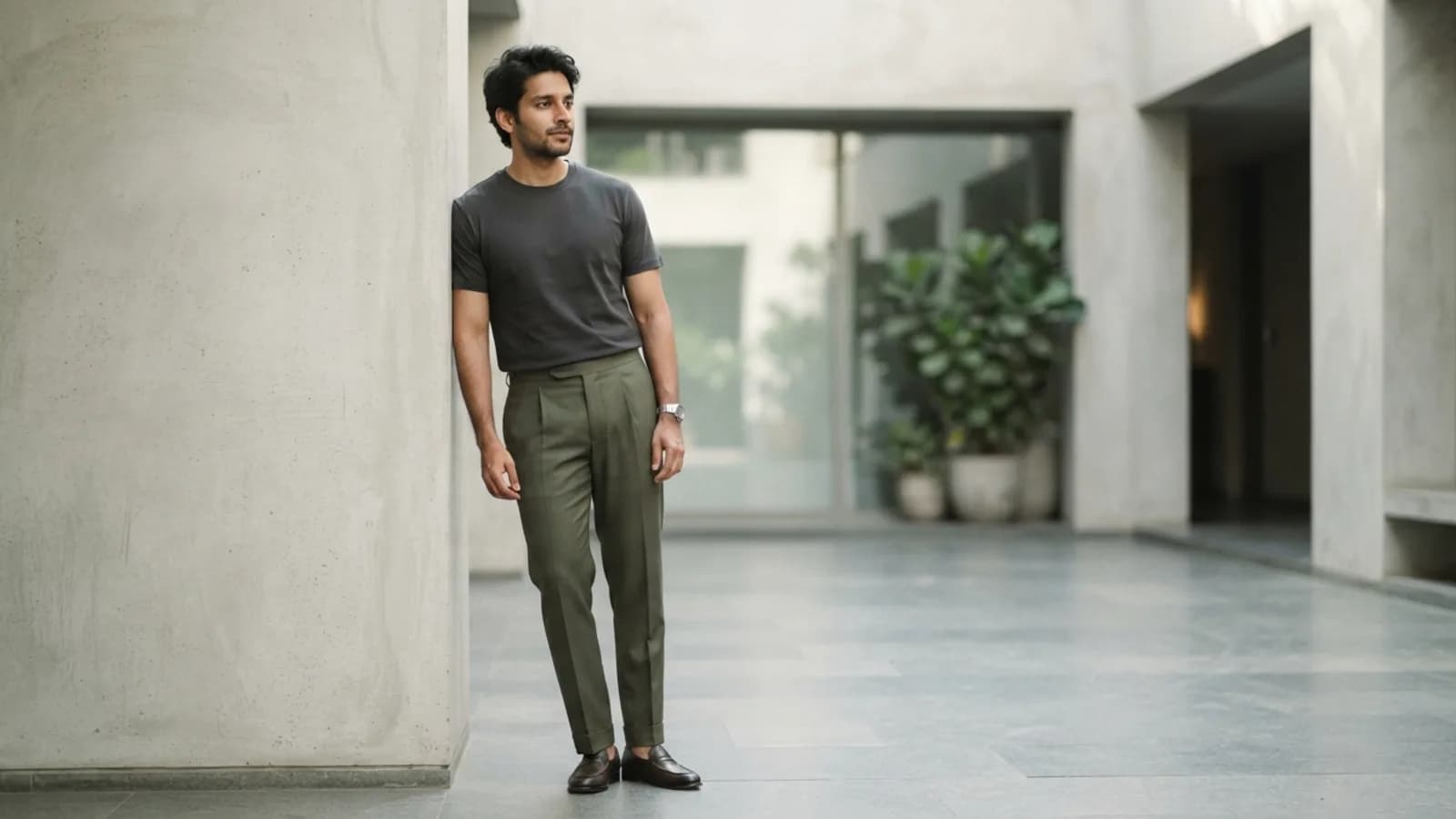 Can You Wear a T-Shirt With Formal Trousers?