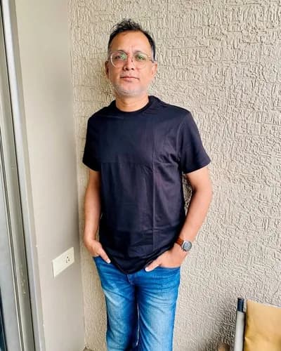 Kumar Manish, Founder of CommunicateKaro, wearing a Boring Label premium Supima cotton round neck t-shirt
