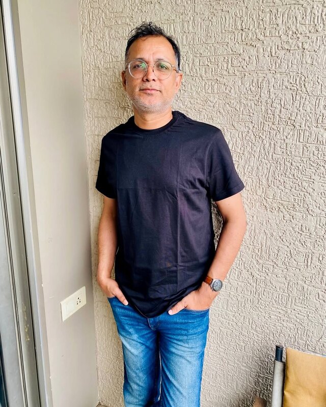 Kumar Manish, CommunicateKaro